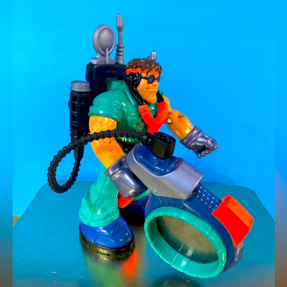 FISHER -PRICE RESUE HEROES OPTIC FORCE MATT MEDIC Action Figure MATTEL 7” - Picture 2 of 9